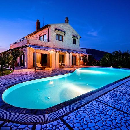 Villa Petrino CChalikounas Buitenkant foto