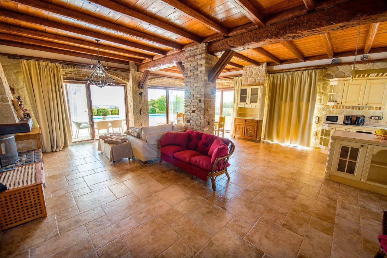 Villa Petrino CChalikounas Buitenkant foto