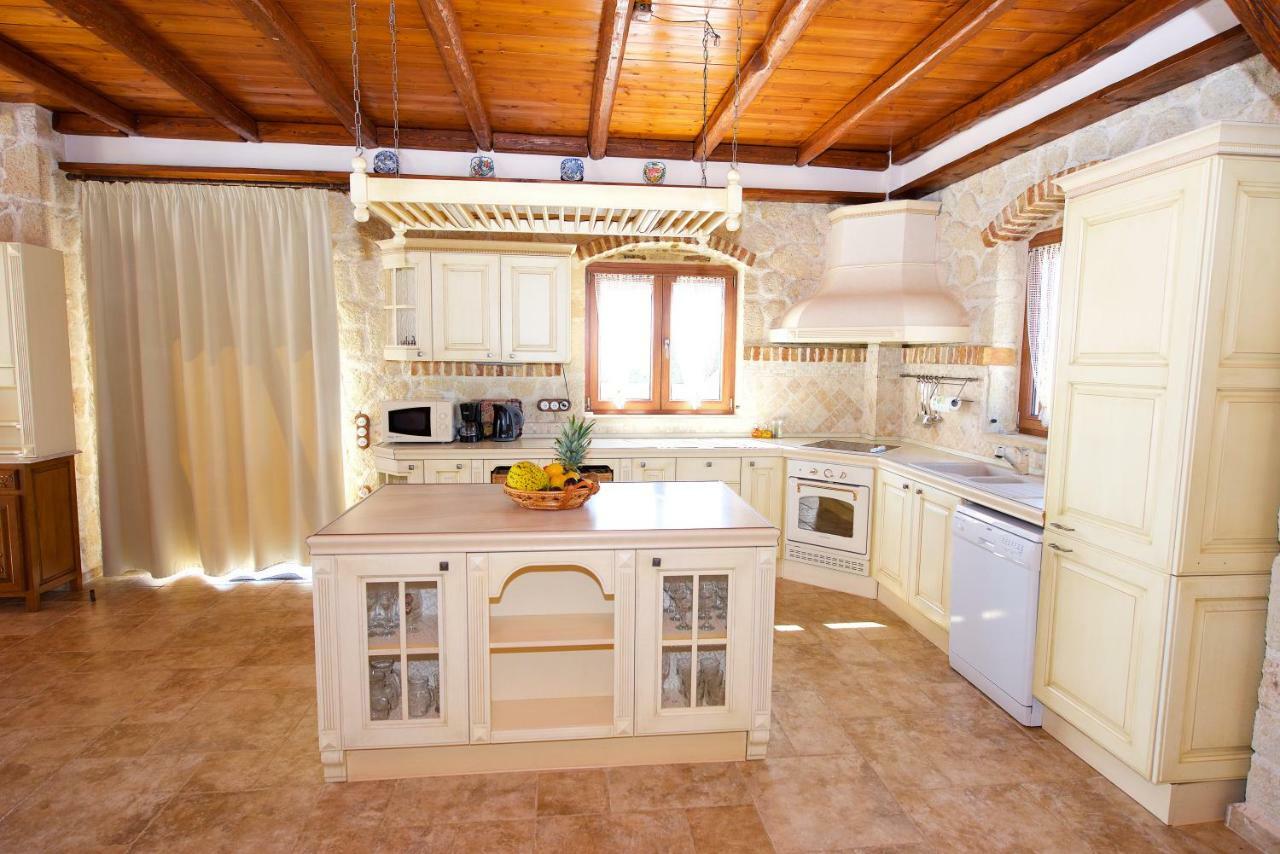 Villa Petrino CChalikounas Buitenkant foto