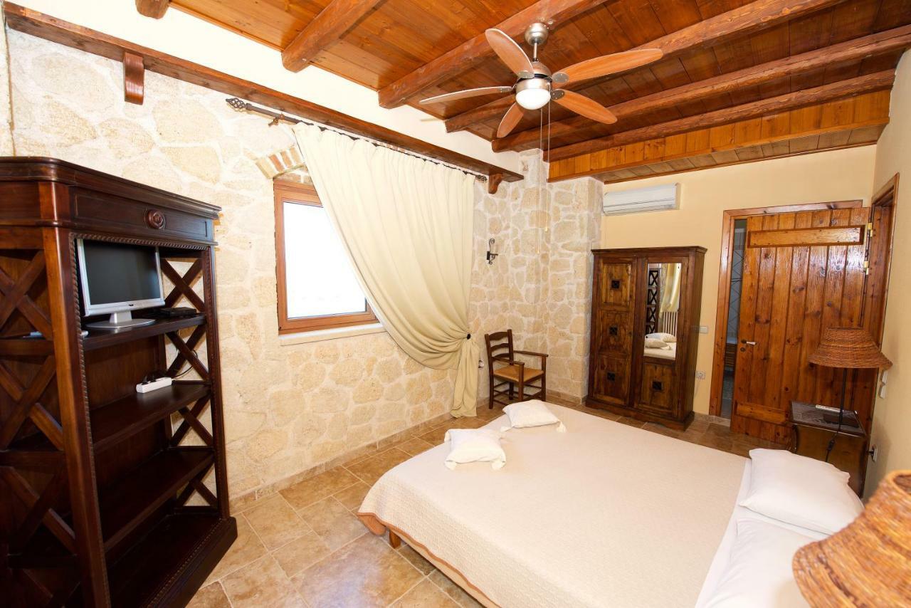 Villa Petrino CChalikounas Buitenkant foto